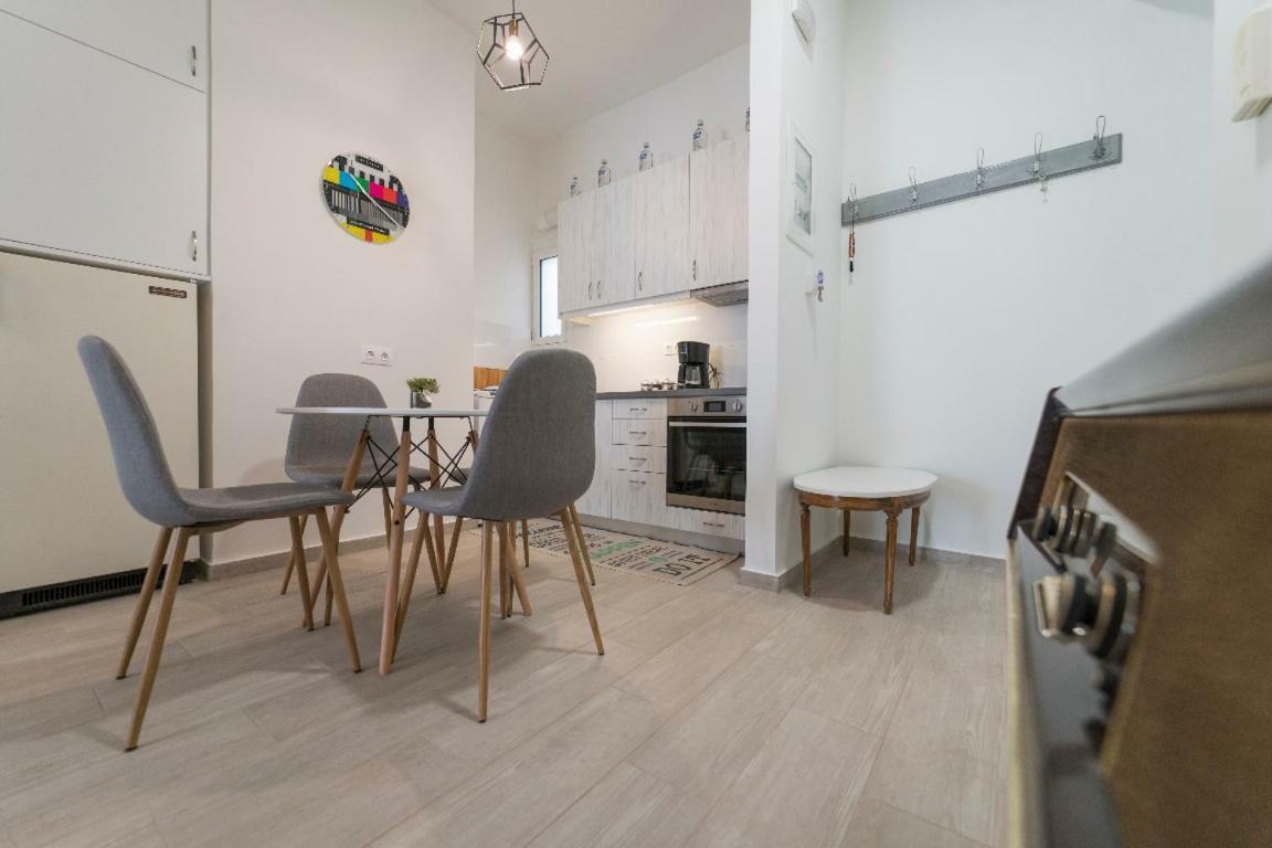 Piraeus_Faliro_Cosy Apartment ภายนอก รูปภาพ